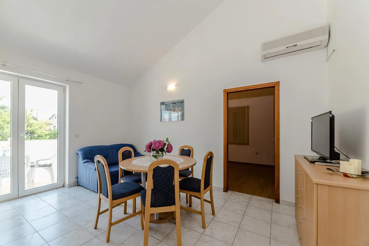 Apartments Manuela Privlaka  0*, Privlaka (Zadar) Croatia