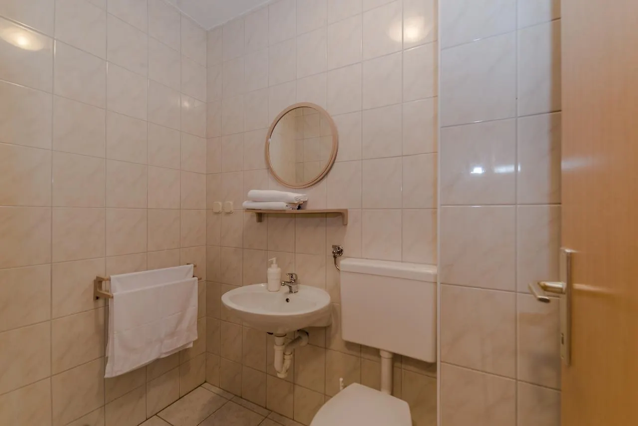 Apartments Manuela Privlaka  Privlaka (Zadar)