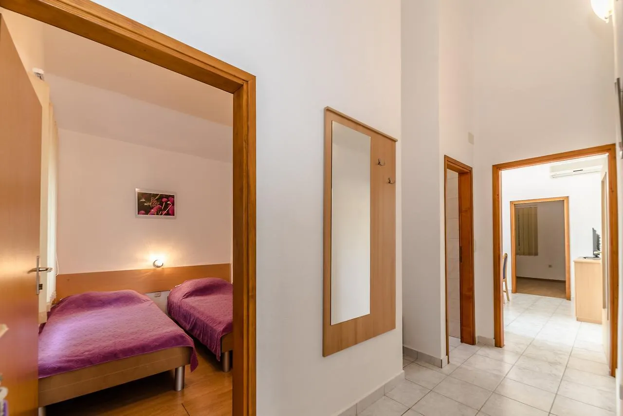Apartments Manuela Privlaka  0*, Privlaka (Zadar) Croatia