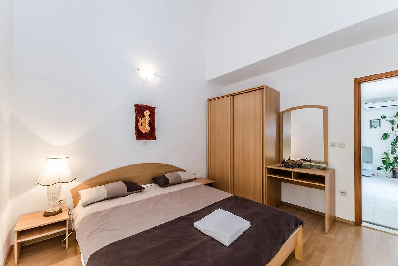 Apartments Manuela Privlaka  Privlaka (Zadar)