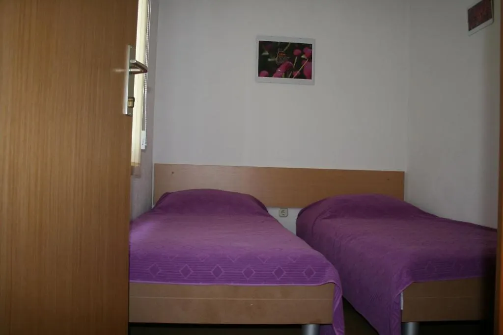 Apartments Manuela Privlaka